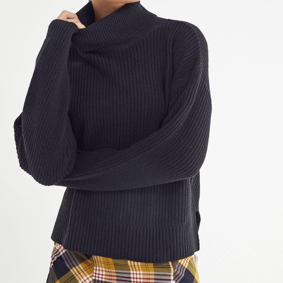 Urban Outfitters Sweaters - Urban Outfitters Sweater